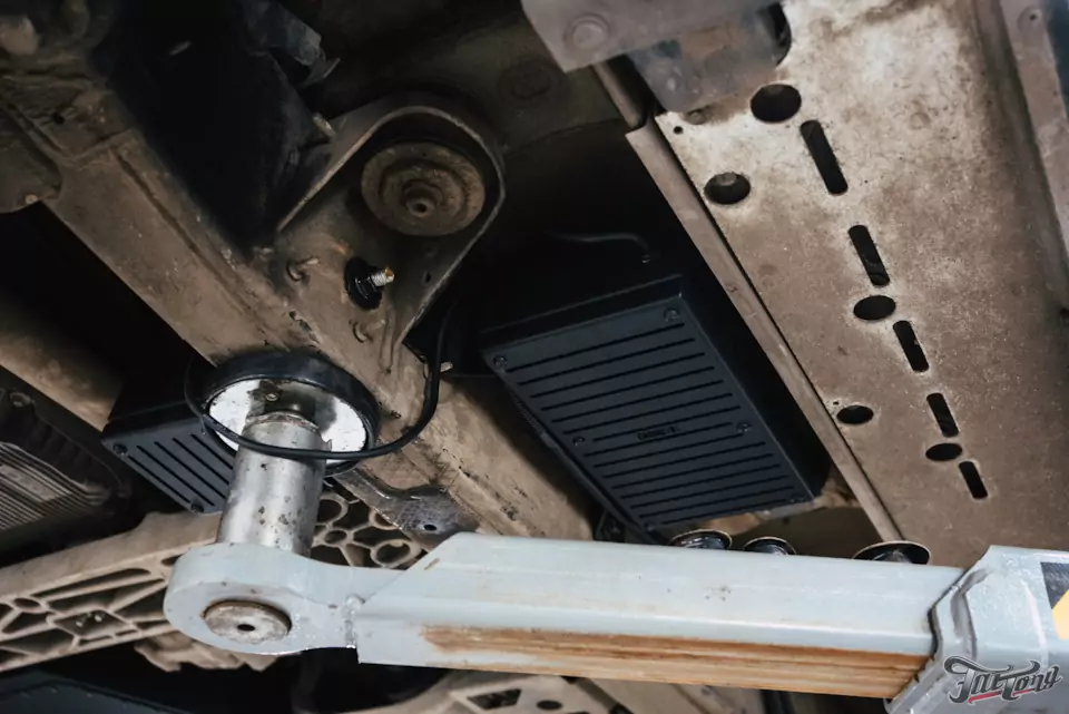 Установили систему активного выхлопа Engine Vox Stage 3 на дизельный Mercedes G-class